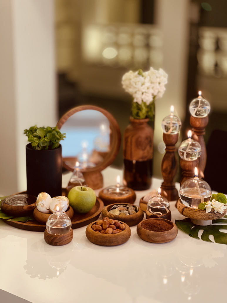 اکسسوری میز جلو مبلی